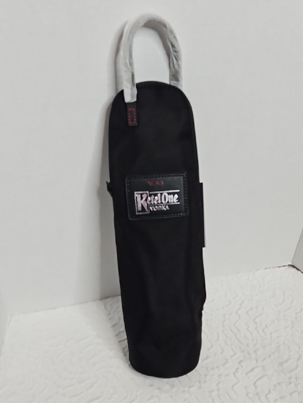 Tumi Exclusive Ketal One Bottle Cover NWT